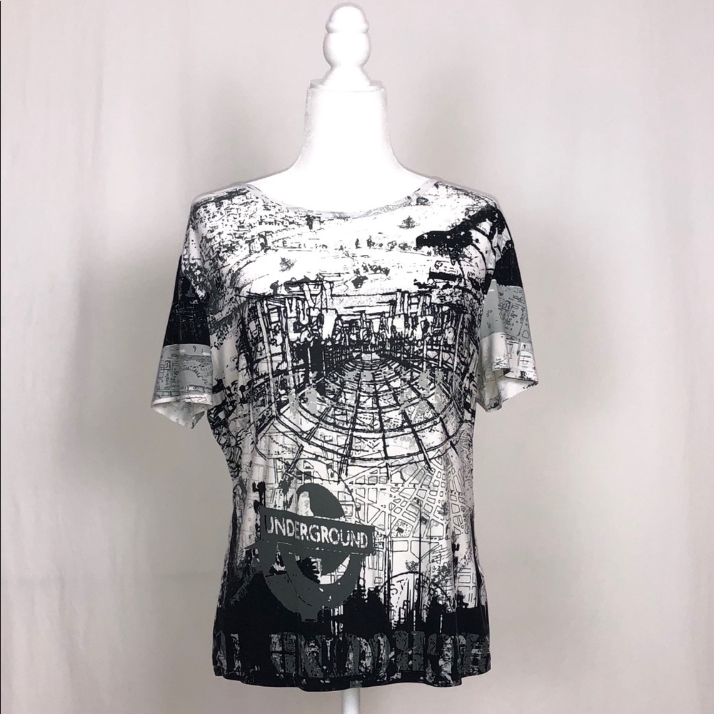 Black/white Atlanta Underground theme shirt.